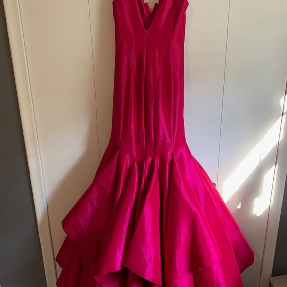 Dress - Picture 2 of 2